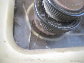 Prodám staré rádio TESLA R 545-490 kč. - 3