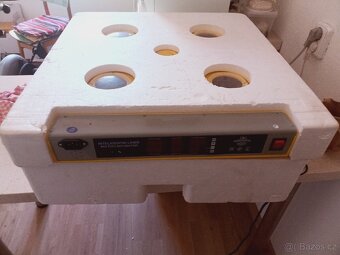 Prodám líheň 98 vajiček - 3