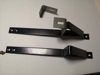 Montážní úchyt pro fotovoltaiku na šikmou plechovou střechu - 3