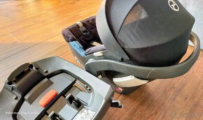 Cybex Aton 5 + ISOfix - 3