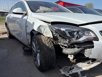 Opel insignia - 3