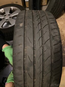 225/50 R17 - 3