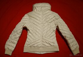 Dámská zimní bunda GUESS vel.M - 3