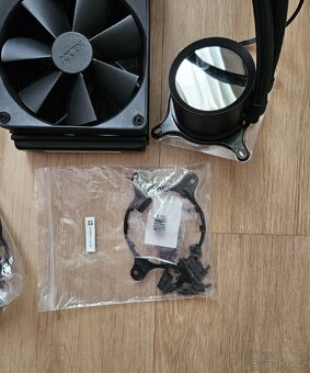Vodní chladič NZXT Kraken 240 (RL-KN240-B1) - 3