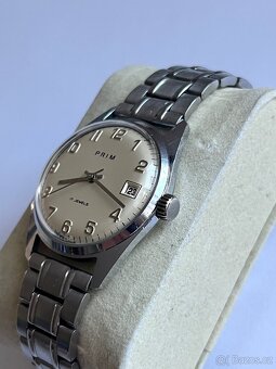 Prim elegant datum - 3