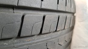 Pirelli Cinturato 235/45 R19 96W - 3