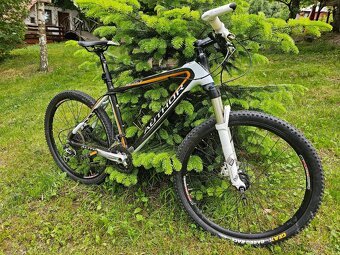 Karbonové kolo 17,5“ 11kg + nový motor LIVALL 500W - 3