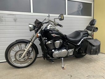 Kawasaki VN 900 Custom - 3