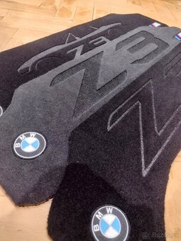 Predám tapacir zadnej kapoty na BMW Z3 - 3