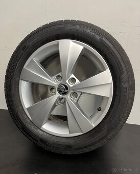 Octavia 3 R16 Zánovní letní sada - 3