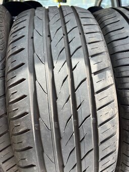 Pneu 215/55 r17 - 3