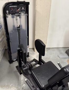 Hammer Strength - 3