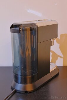 De’Longhi Dedica EC 685.BK – stylový pákový kávovar (černý) - 3