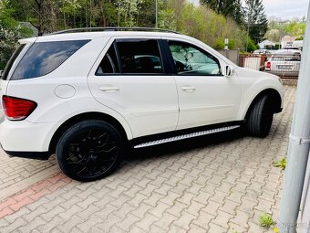 Mercedes ml w164 3.5i auto je USA verze - 3