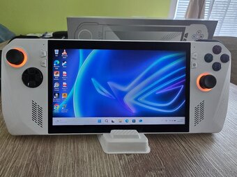 Herní konzole ASUS ROG Ally - AMD Z1 Extreme/16GB/512GB - 3