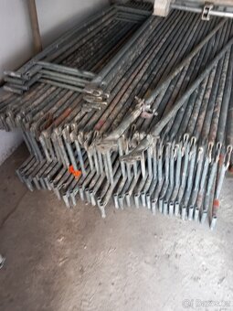 Prodám zbytek lešení SGB sprint - 3