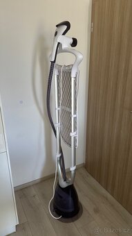 Vertikální napařovač - Philips ComfortTouch Plus - 3