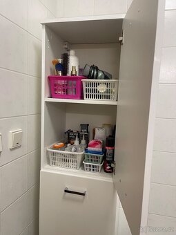 Bílá skříňka vysoká-lesk--NOVÁ - 3