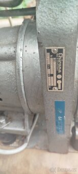 Zubařský kompresor Chirana - 3