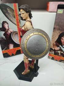 Sběratelská figurka Wonder Woman - 3