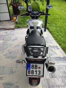 Yamaha XJR1300 - 3