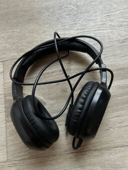 Stereofonní sluchátka HP-210 od Gear4music - 3