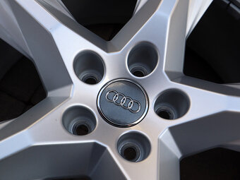 19" 5x112 AUDI Q7 4M NOVÝ MODEL ZIMNÍ JAK NOVÉ - 3