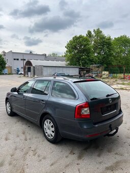 ŠKODA OCTAVIA II FACELIFT 1.6TDI, PDC, TAŽNÉ, KOMBI - 3