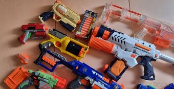 Pistole Nerf MIX s pěnovýmy náboji - 3