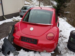 VW New Beetle 2.0 85kw díly - 3