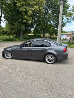 BMW E90 320D 2,0 diesel 120kw rok 2005 - 3