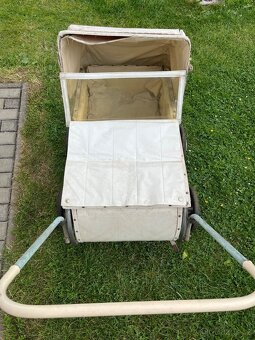 Retro kočárek - osmipérák - 3