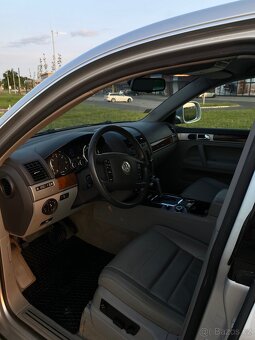 VW touareg 3.0 tdi - 3