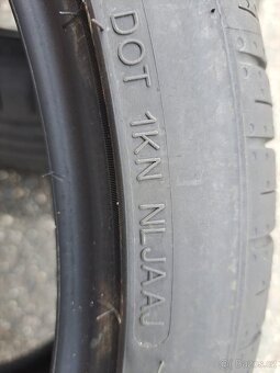 245/35 r19 - 3