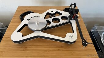 Rega Planar 8 + Excalibur Gold - 3