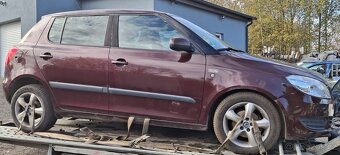nd ze škoda fabia 2, 1.2.TSI 63kW, Rosso,bílá,červená - 3