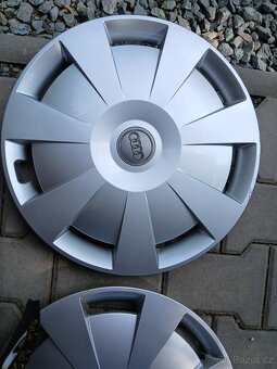 Prodám sadu kol s pneu 205-55-16 celoroční - 3