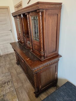 Starožitný příborník - 3