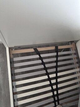 Postel IKEA s roštem - 3