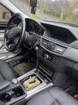 Mercedes-Benz w212 e220cdi na náhradní díly - 3