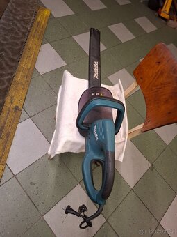 Nůžky na živý plot - 3