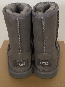 UGG Classic II - vel. 30 - 3