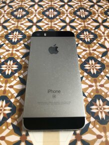 Apple iPhone SE 32gb - 3