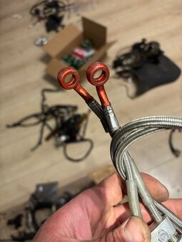 Pancerove hadice na yamaha R1 98-06 - 3