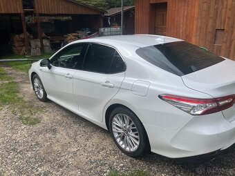 Prodám Camry 2.5 hybrid - 3
