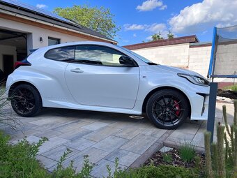 Yaris GR - 3