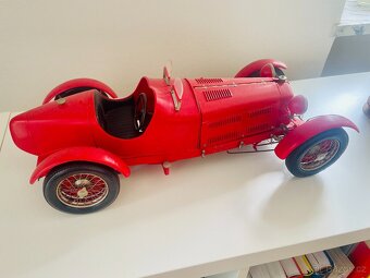 Alfa Romeo 8C 2300 Monza Pocher 1:8 - 3