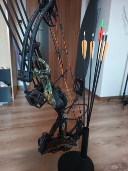 Kladkový luk Bear Cruzer G2 TOP stav - 3