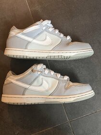 Kožené tenisky Nike Dunk Low Grey vel. 33 - 3