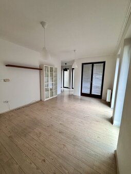 Stylové bydlení v srdci Chrudimi - pronájem bytu 2kk s teras - 3